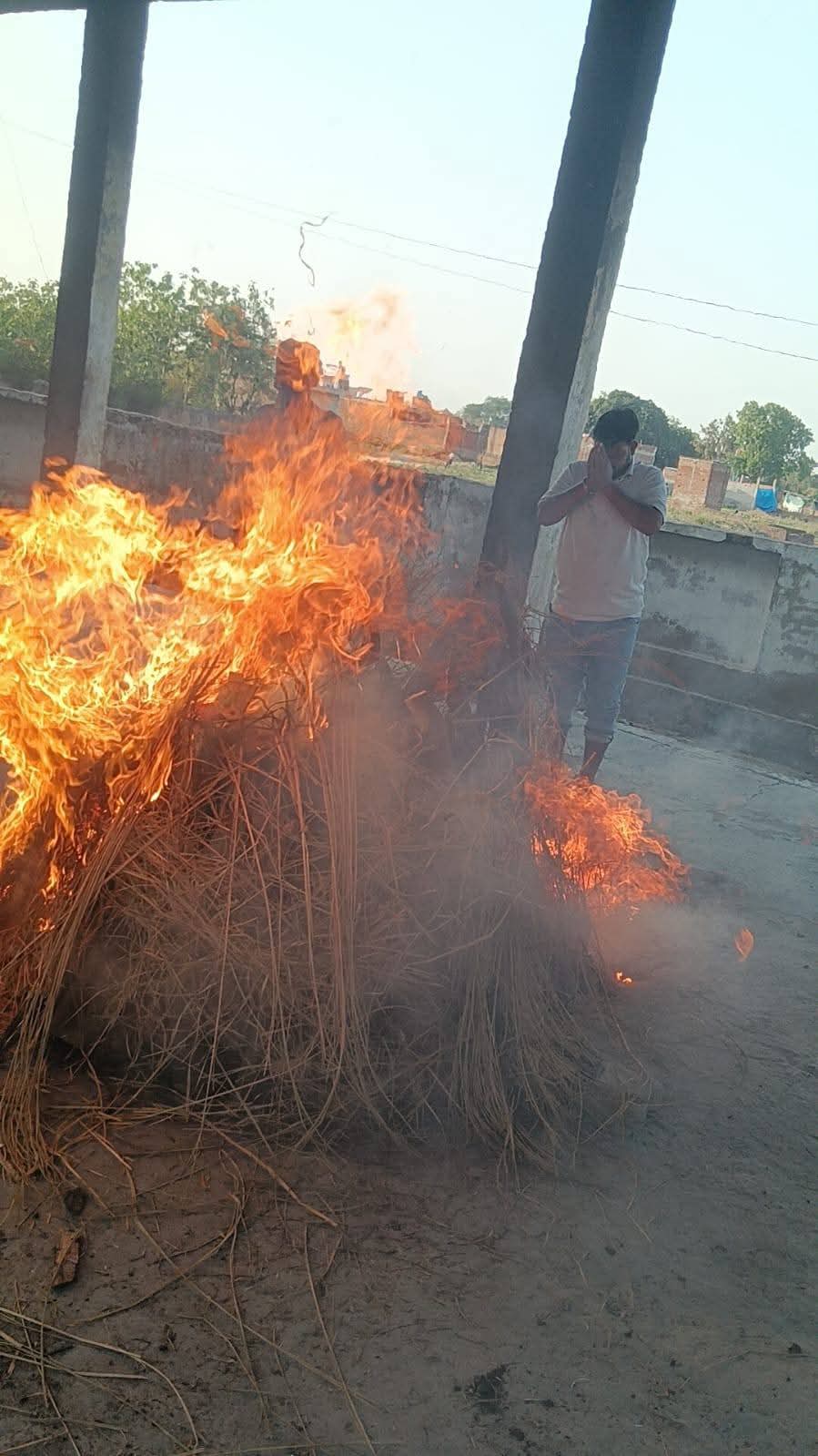 25 लावारिस शवों का अंतिम संस्कार